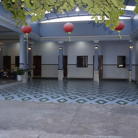 Motel Hoang Gia Long Khanh Exteriör bild