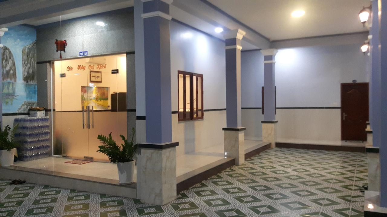 Motel Hoang Gia Long Khanh Exteriör bild