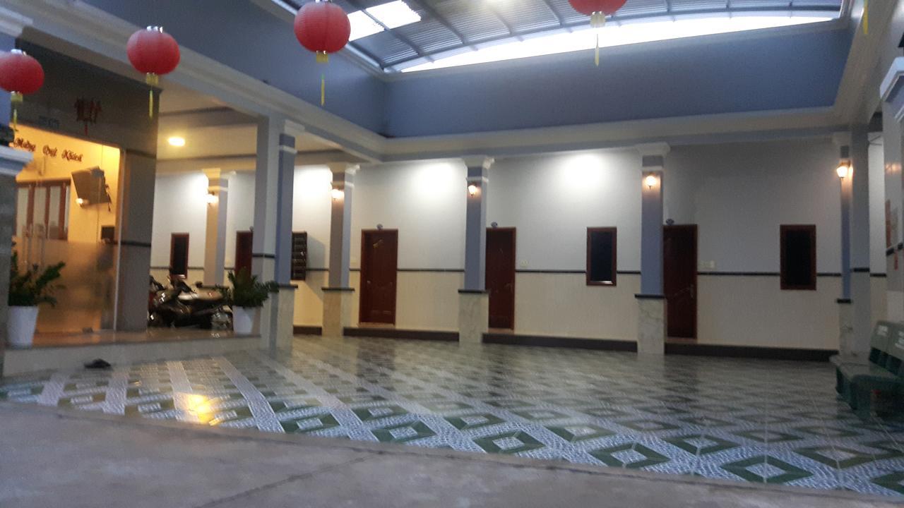 Motel Hoang Gia Long Khanh Exteriör bild